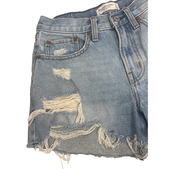 Abercrombie & Fitch Boyfriend Jean Denim Short Womens 25 0 Distressed Light Wash - Picture 2 of 6